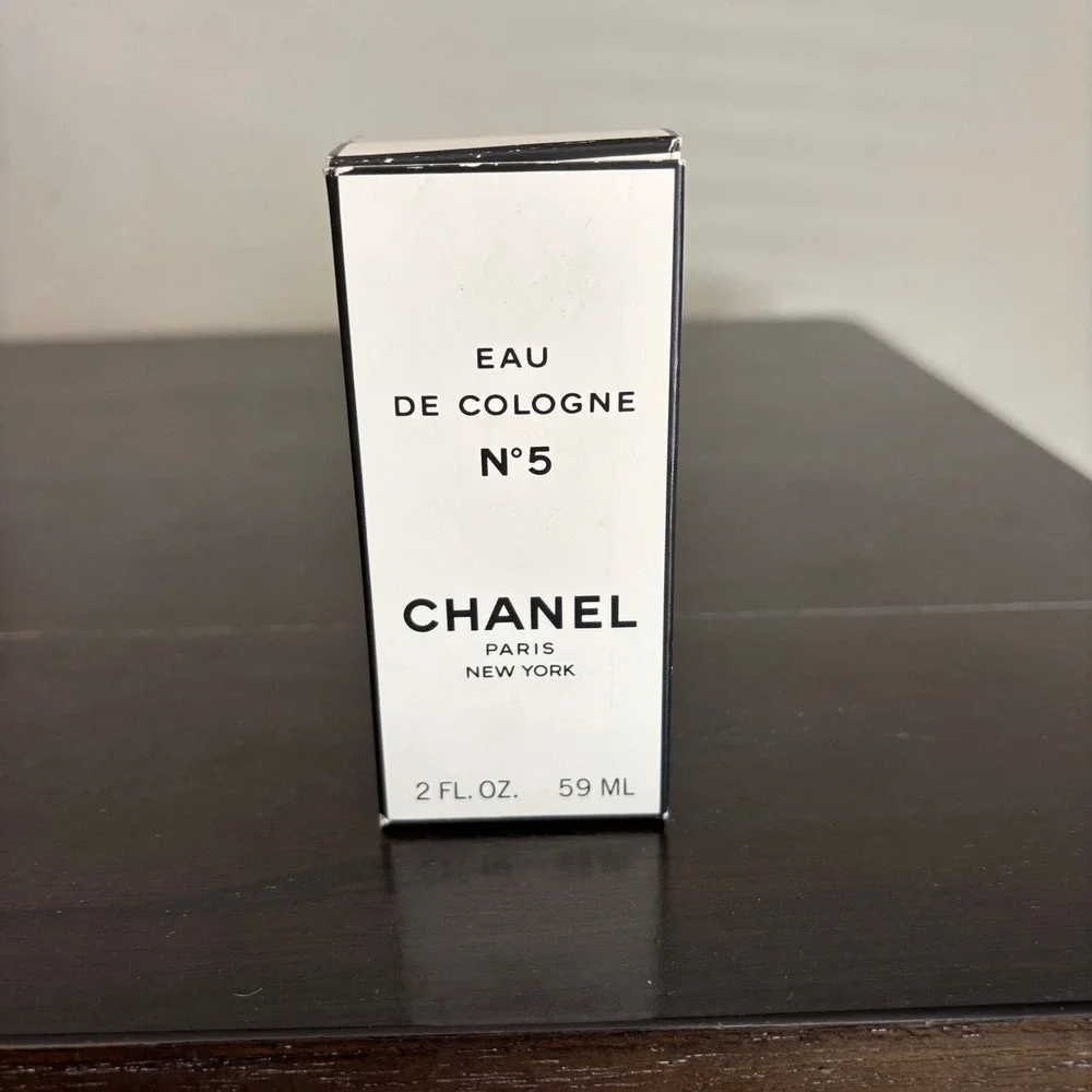 Vintage Chanel No 5 | Eau de Cologne | 2 Fl Oz |‎ Splash W Box | Paris New York